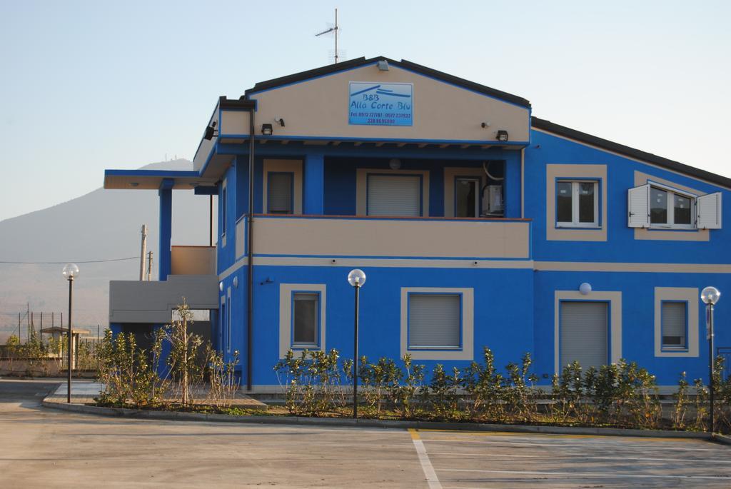B&B Alla Corte Blu Melfi Bagian luar foto